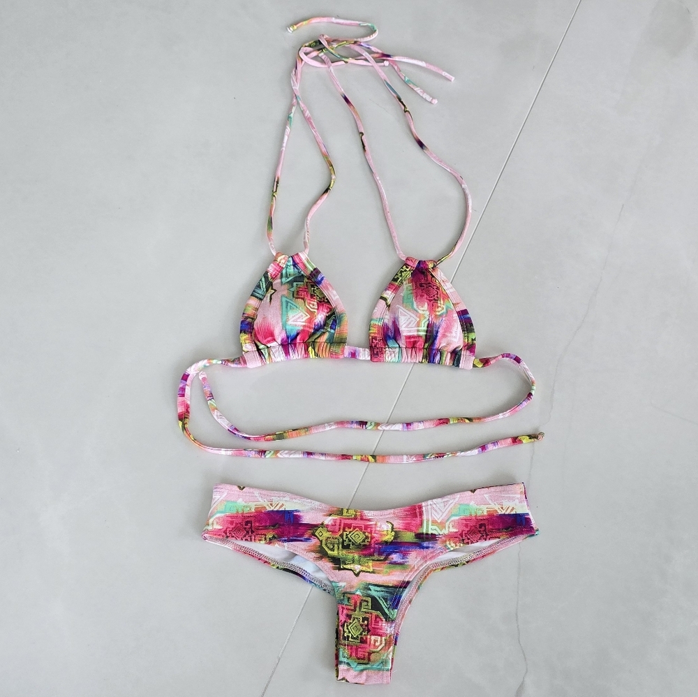 Montce Bikini Set in Picchu - Triangle Top and Cheeky Bottoms - Size Small